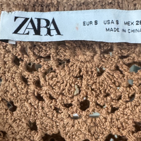 Zara Terracotta Crochet Tie-Front Vest with Wooden Beads - Picture 2 of 6